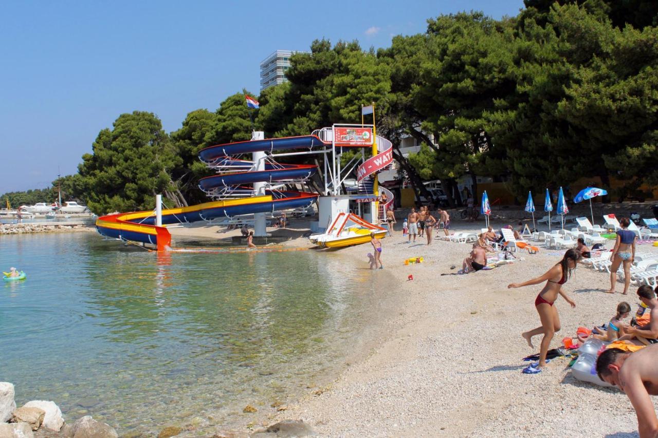 Apartments With A Parking Space Makarska - 12211 Exterior foto